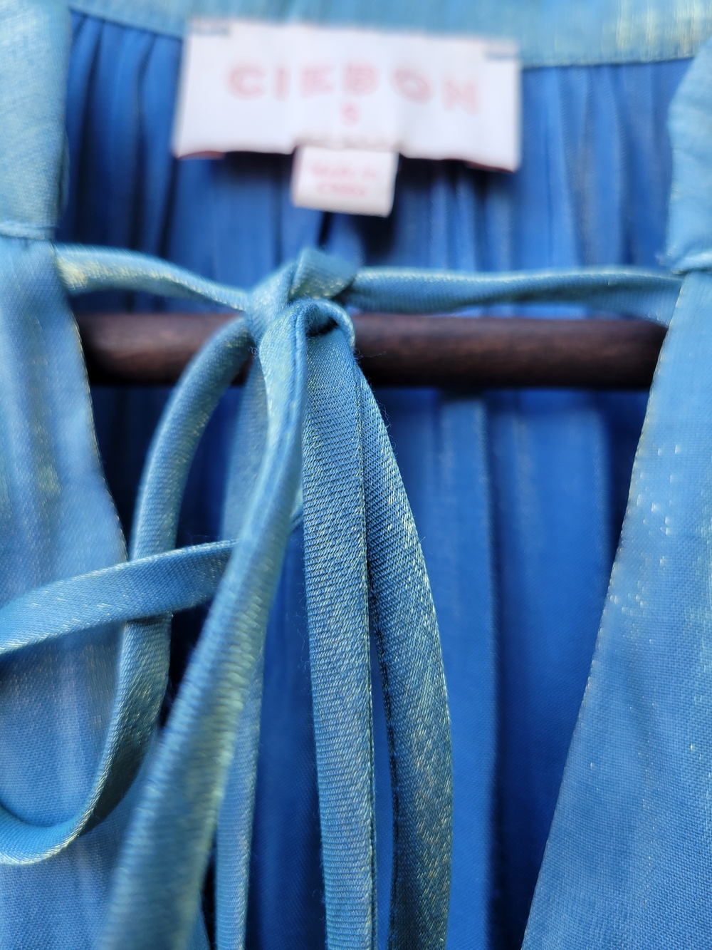 Ciebon Teal Blouse with Metallic Gold Sheen and Tassel Tie - Picture 4 of 12